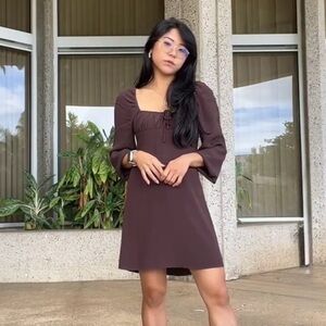 Aritzia Sunday Best Delilah Long Sleeve Dress